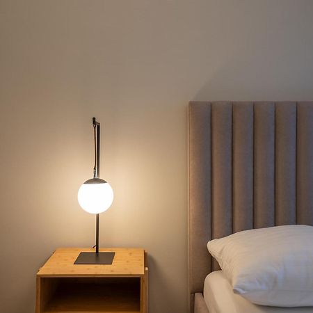 וינה Spacious 110М2 Flat In The City Center מראה חיצוני תמונה